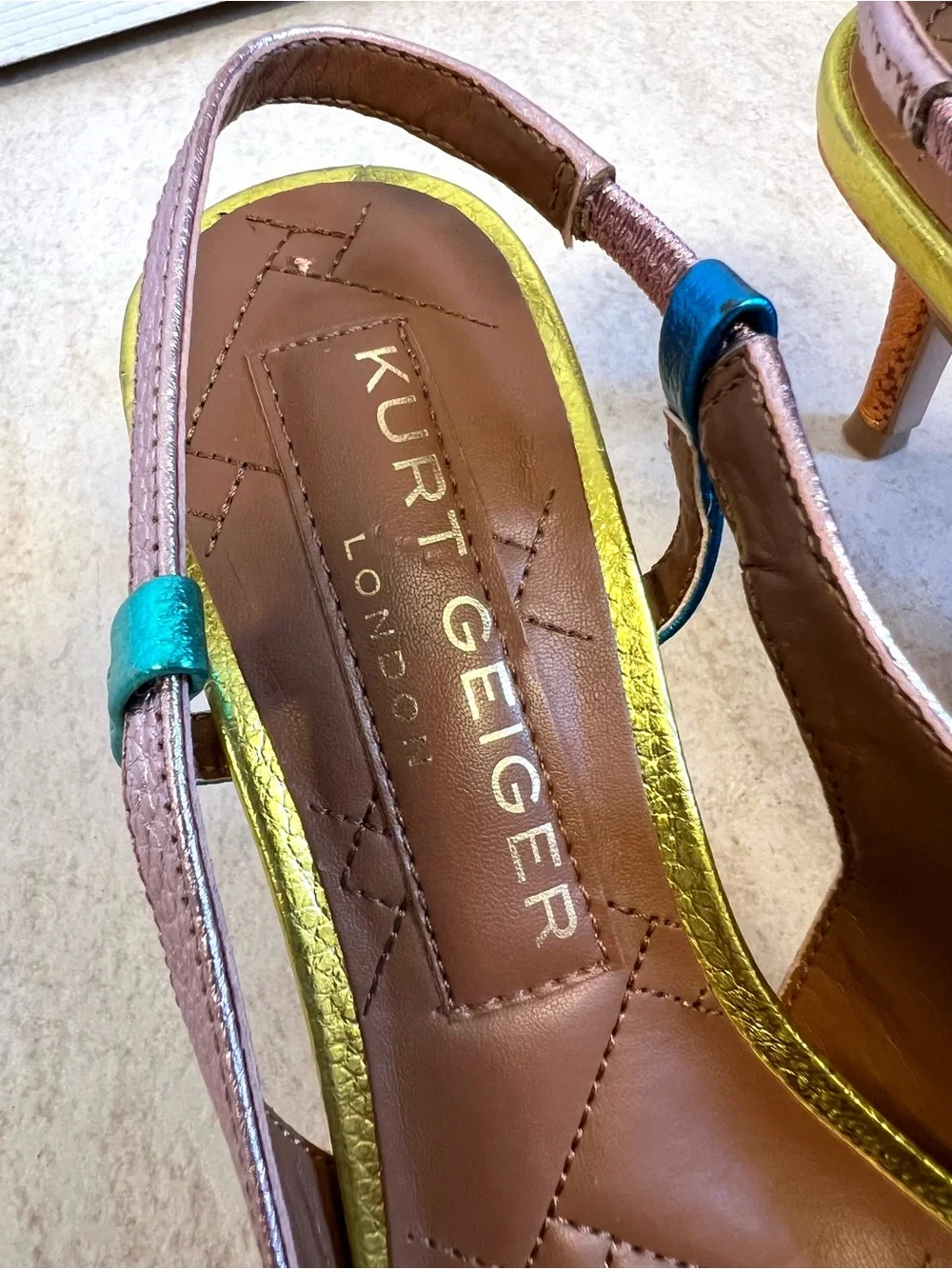 Kurt Geiger BELGRAVIA EAGLE SLING BACK HEEL Fuchsia Pointed Toe Jewels size 6.5M